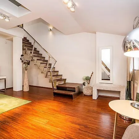 Apartment Unique Arty Loft With Terrace *