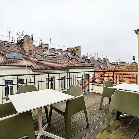 Appartement Unique Arty Loft With Terrace Prague
